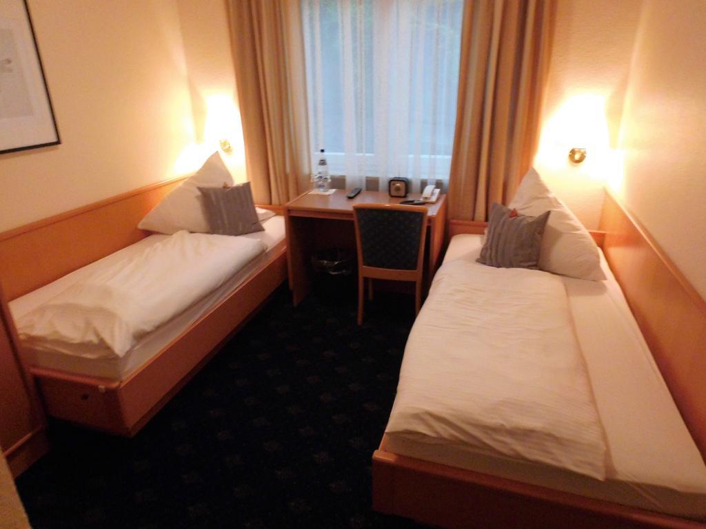 Hotel Oelen & Holgers Brasserie Und Lounge Bad Bentheim Room photo